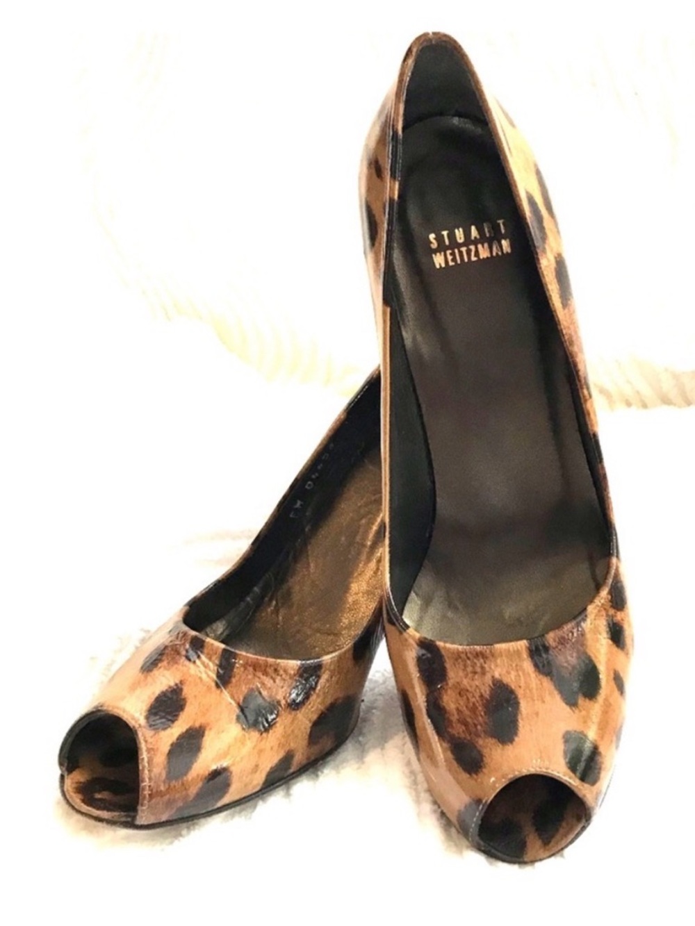 Stuart Weitzman Leopard Print Peep Toe Heels Size 8.5